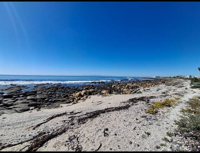 LAND FOR SALE IN SANDY POINT